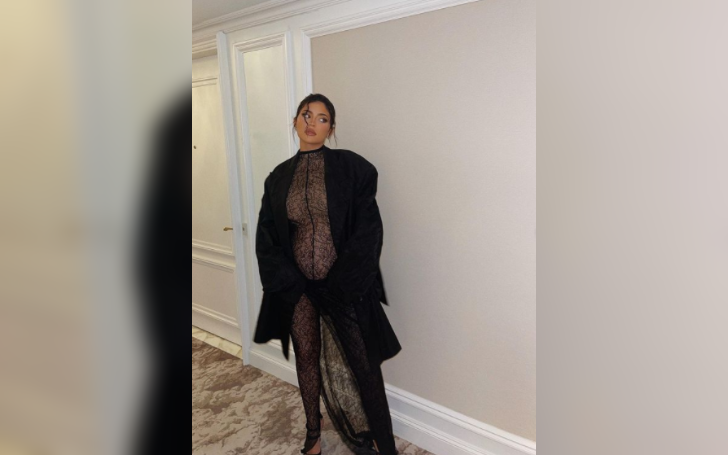 Kylie Jenner Fans Think She Dropped Another Clue: She's Having A Boy